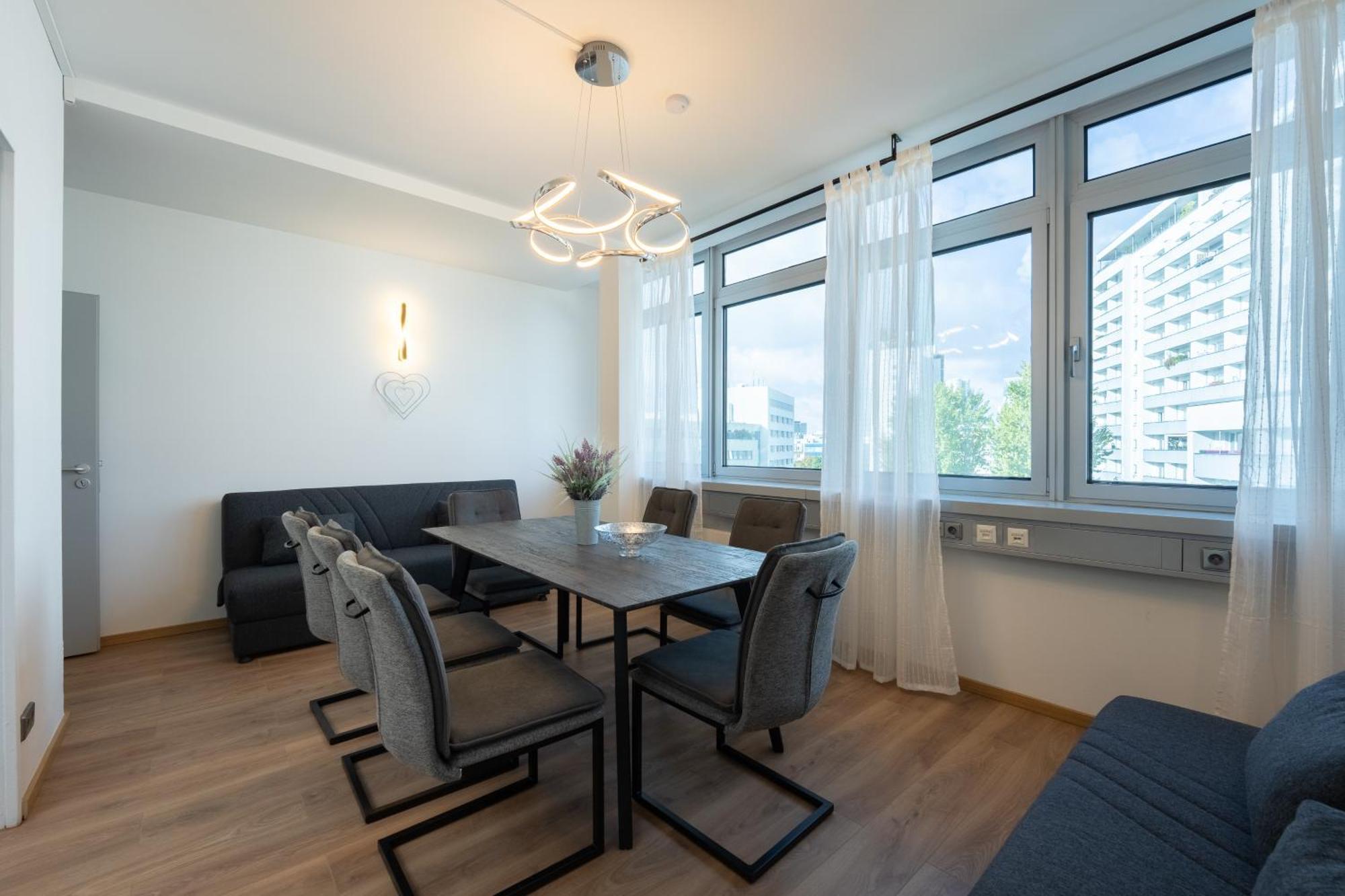 Big 7Rms City Central Loft, 1Alocation เบอร์ลิน ภายนอก รูปภาพ