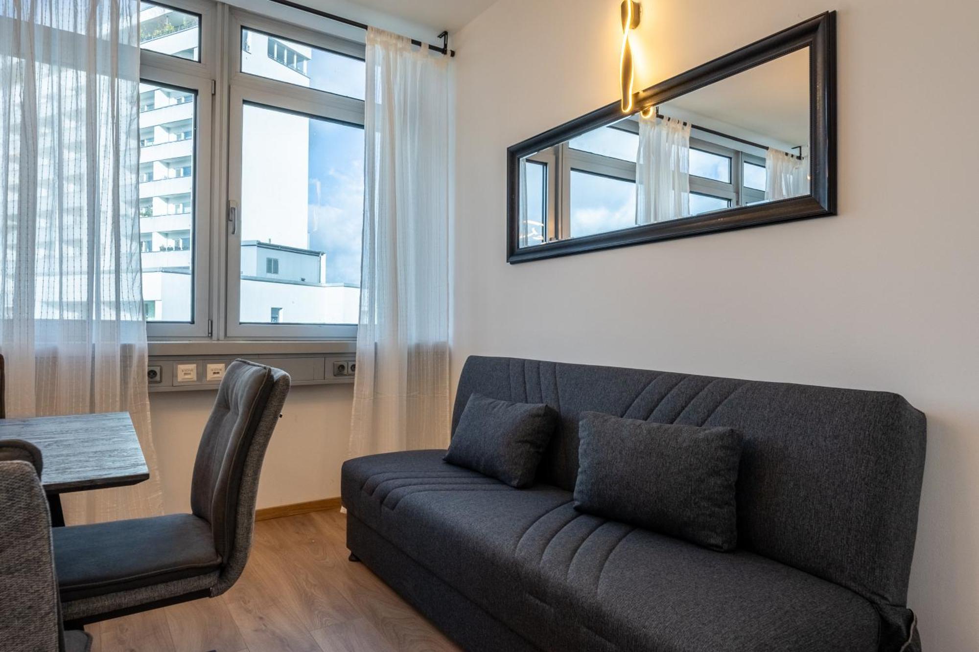 Big 7Rms City Central Loft, 1Alocation เบอร์ลิน ภายนอก รูปภาพ
